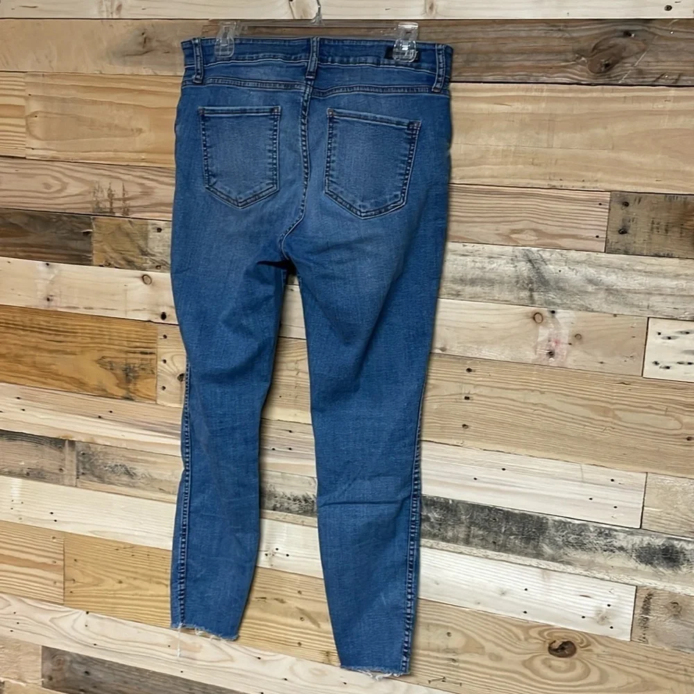 Kut from the Kloth size 10 Donna high rise fab ab ankle skinny button up jean - Picture 11 of 12